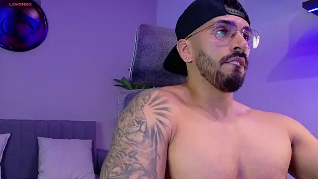 tony_muscle Webcam Show