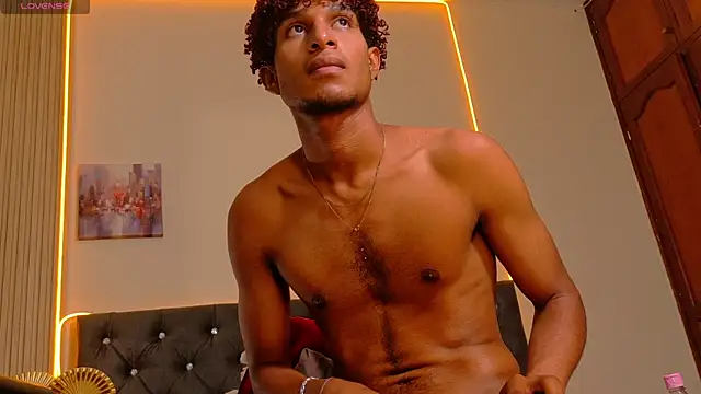 Chat +18 de Alex_Bloom ao vivo