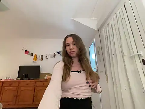 Margo2 Adlı Modelin Canlı XXX Sohbeti