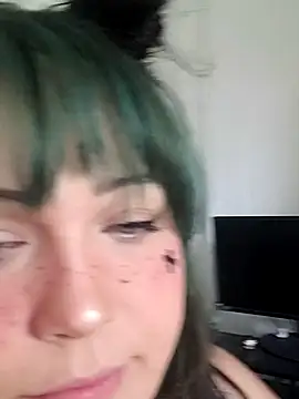 הופעת וובקאם של BbGurl18