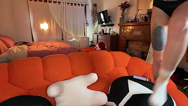 GennaJames Show Webcam