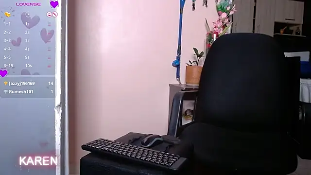 Karen_sex92 élő XXX-chatje