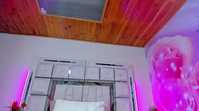 mia_peyton 现场XXX聊天