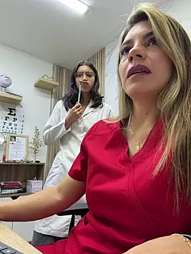 alicee16 Adlı Modelin Canlı XXX Sohbeti