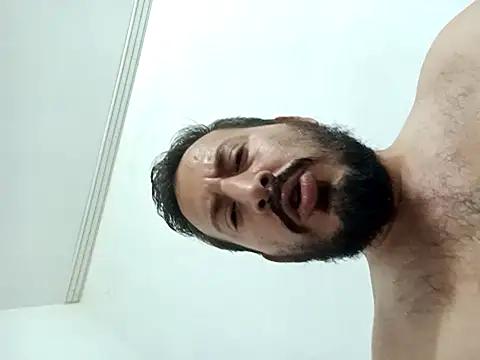 AmonRa Pertunjukan Webcam