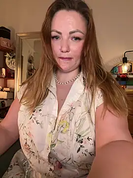 XXX chat uživo modela marrygrayes