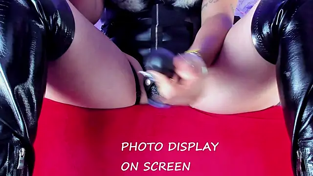 KatrinaStoneのライブXXXチャット