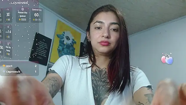 Chatroom XXX en direct de ZoeBakers_