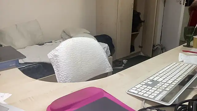 coach-karl's Live XXX Chat