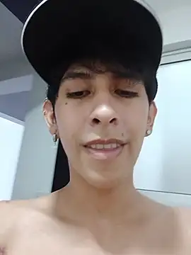Czat XXX na żywo – julian_xx