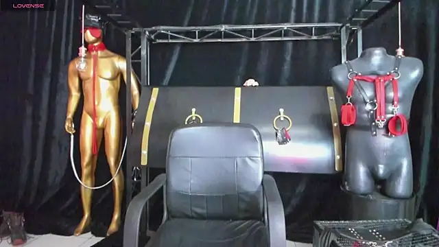 LILITHMADAME webcam show