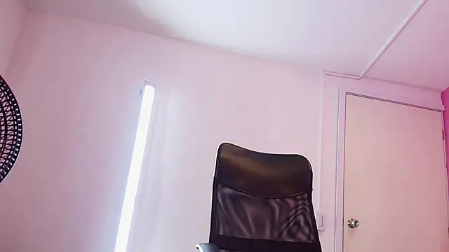 Živý XXX chat miajhonsonx
