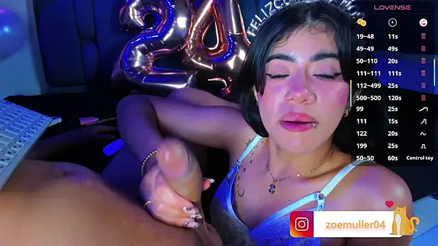 Zoe_Axel1 élő XXX-chatje
