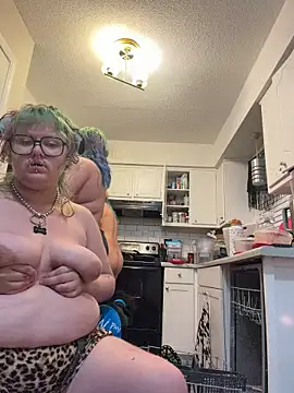 ivosforest's Live XXX Chat