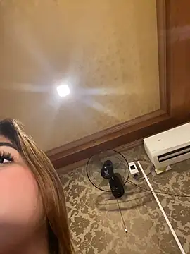 bigcock_sassy69 网络视讯表演