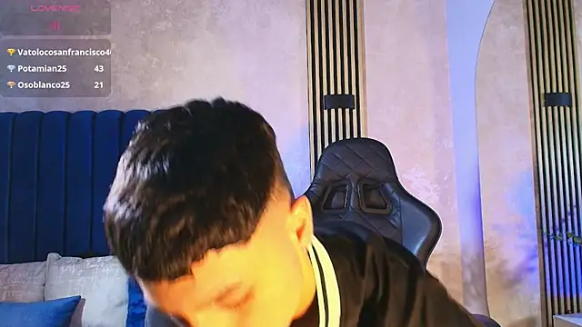 Chat +18 de Noah_Clarkk ao vivo