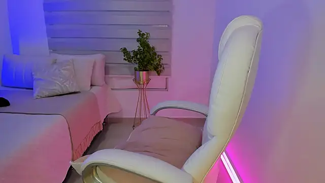 Chloe_Rain Chat XXX in diretta