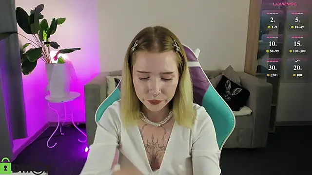Živý XXX chat Elira_Vane