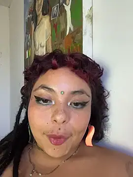 Capitaldoll420 Adlı Modelin Canlı XXX Sohbeti