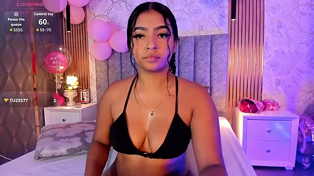 SofiiCruz Live XXX-chat