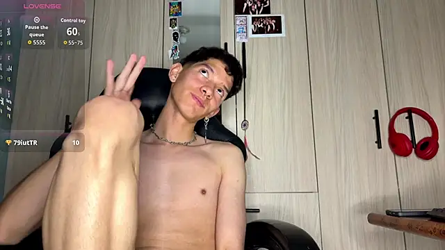 แชท XXX สดของ heyy_noah11