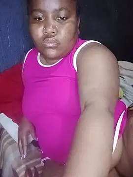 ChubbyMidgetxxx19's Live XXX Chat