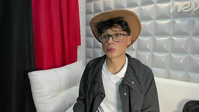 Chat XXX Live maximo_2019