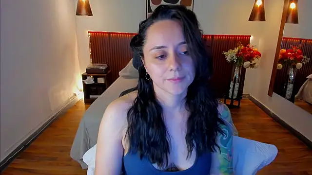 XXX chat uživo modela KatherineBond