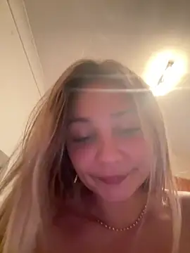Chatroom XXX en direct de skyemorgan01