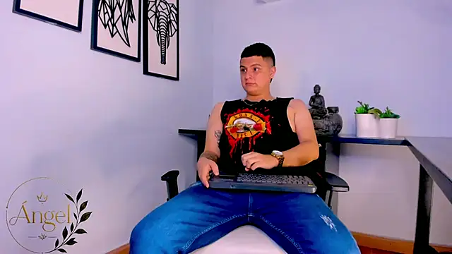 AngelBlue__ live XXX chat