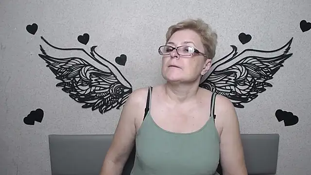 EmiliaGree Chat XXX in diretta