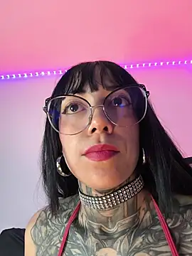 צ'אט XXX בשידור חי של lizzy_Roux