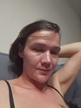 SarahSimpson Chat XXX in diretta