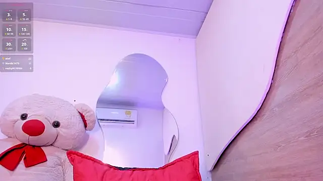 ORIANNA_21のライブXXXチャット