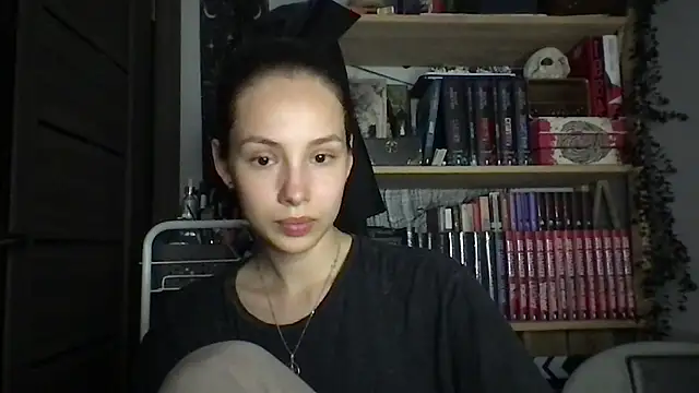 Yuna5343 Chat XXX in diretta