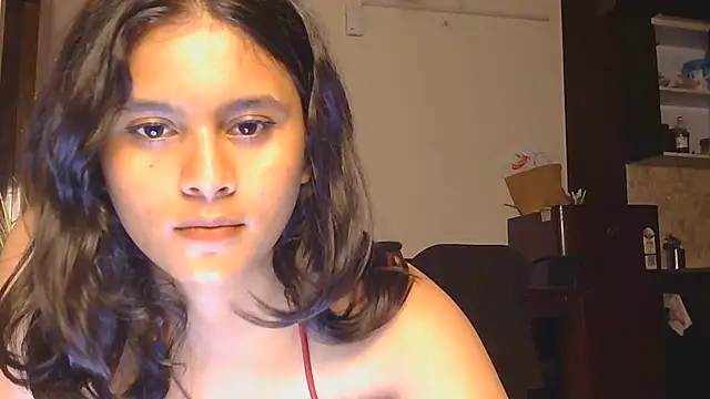 Naira_fit Adlı Modelin Web Kamerası Şovu
