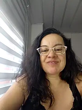 Sonialorens_ Chat XXX in diretta