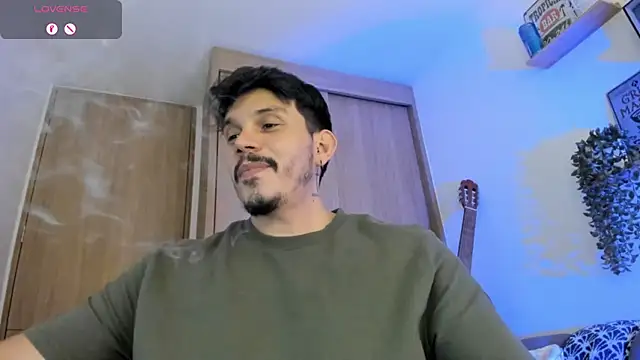 alejandro_stark's Live XXX Chat