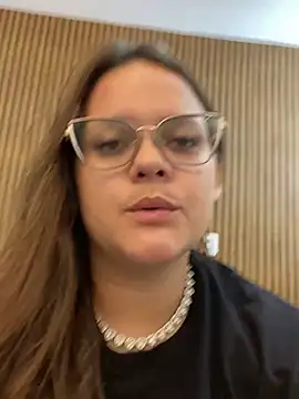 Chat XXX ao vivo de Laryssinha_69