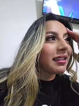 Chat XXX en directo de CelesteBlaze_