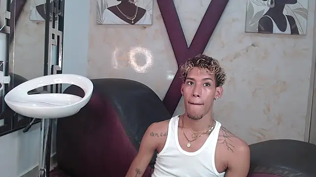 LOVELY_LEGANDS Chat XXX in diretta