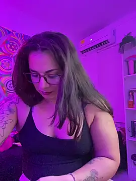 Amarantha_666 লাইভ XXX চ্যাট