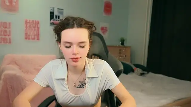 ginnyclub Chat XXX live