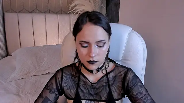 AnnyThompson_ Adlı Modelin Canlı XXX Sohbeti