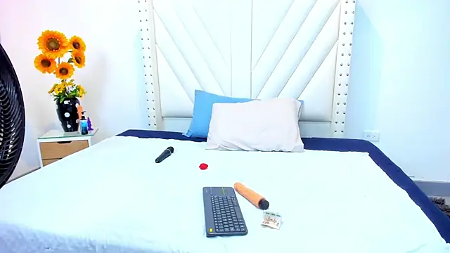 Paulynavera élő XXX-chatje