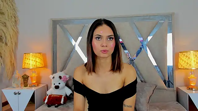 Chat XXX en directo de NicolMiller4