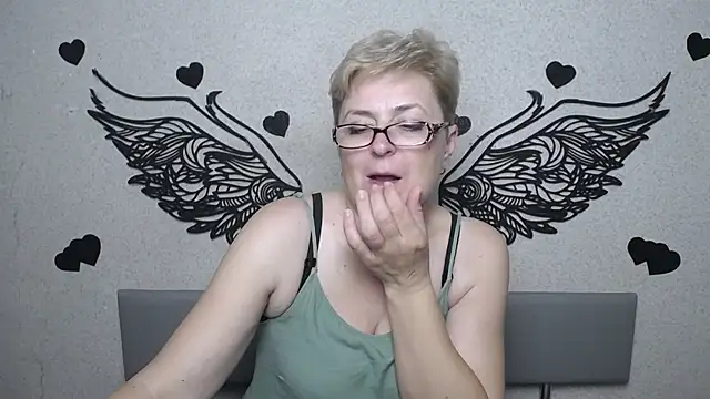 Chat XXX ao vivo de EmiliaGree