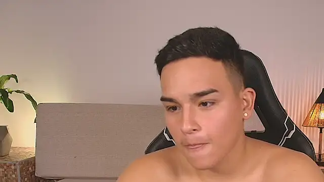 DAMIAN_VIPER Live XXX-chat