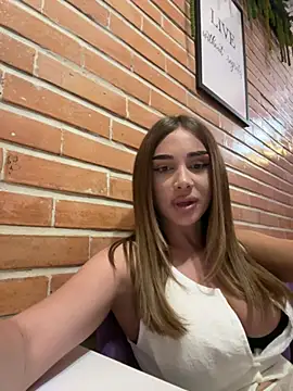 IvyNox Adlı Modelin Web Kamerası Şovu