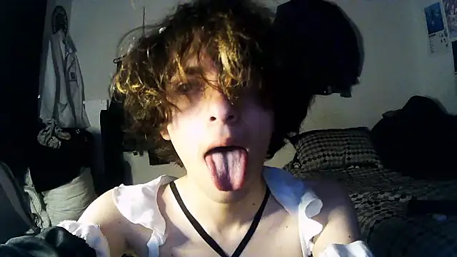 Novafemboyfeet live XXX chat